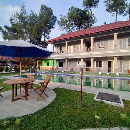 Villa Batu Tua Puncak Mitra Reddoorz Bogor Dış mekan fotoğraf