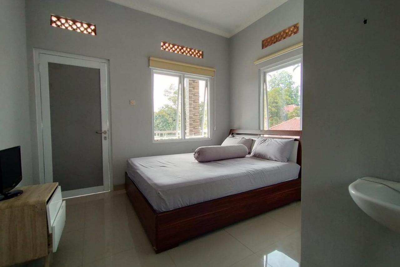 Villa Batu Tua Puncak Mitra Reddoorz Bogor Dış mekan fotoğraf