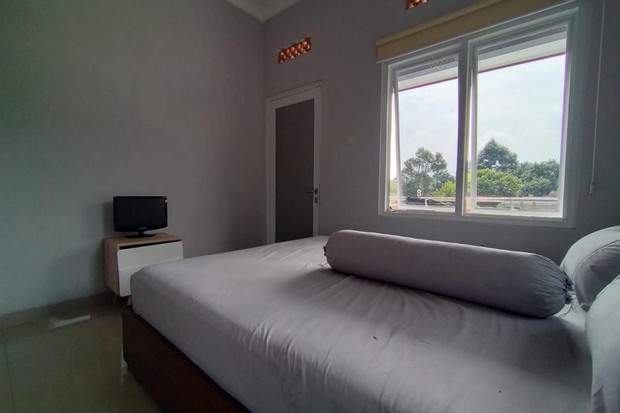 Villa Batu Tua Puncak Mitra Reddoorz Bogor Dış mekan fotoğraf