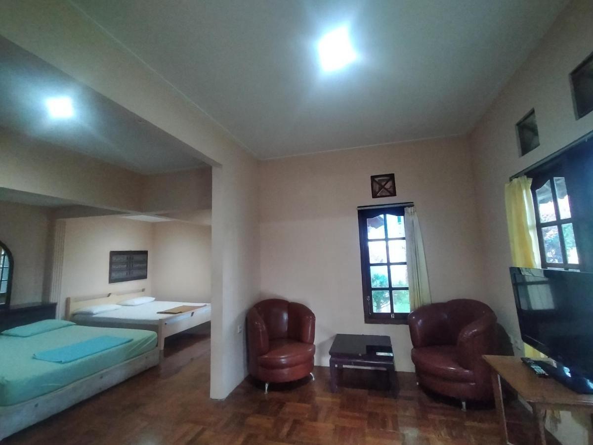Villa Batu Tua Puncak Mitra Reddoorz Bogor Dış mekan fotoğraf