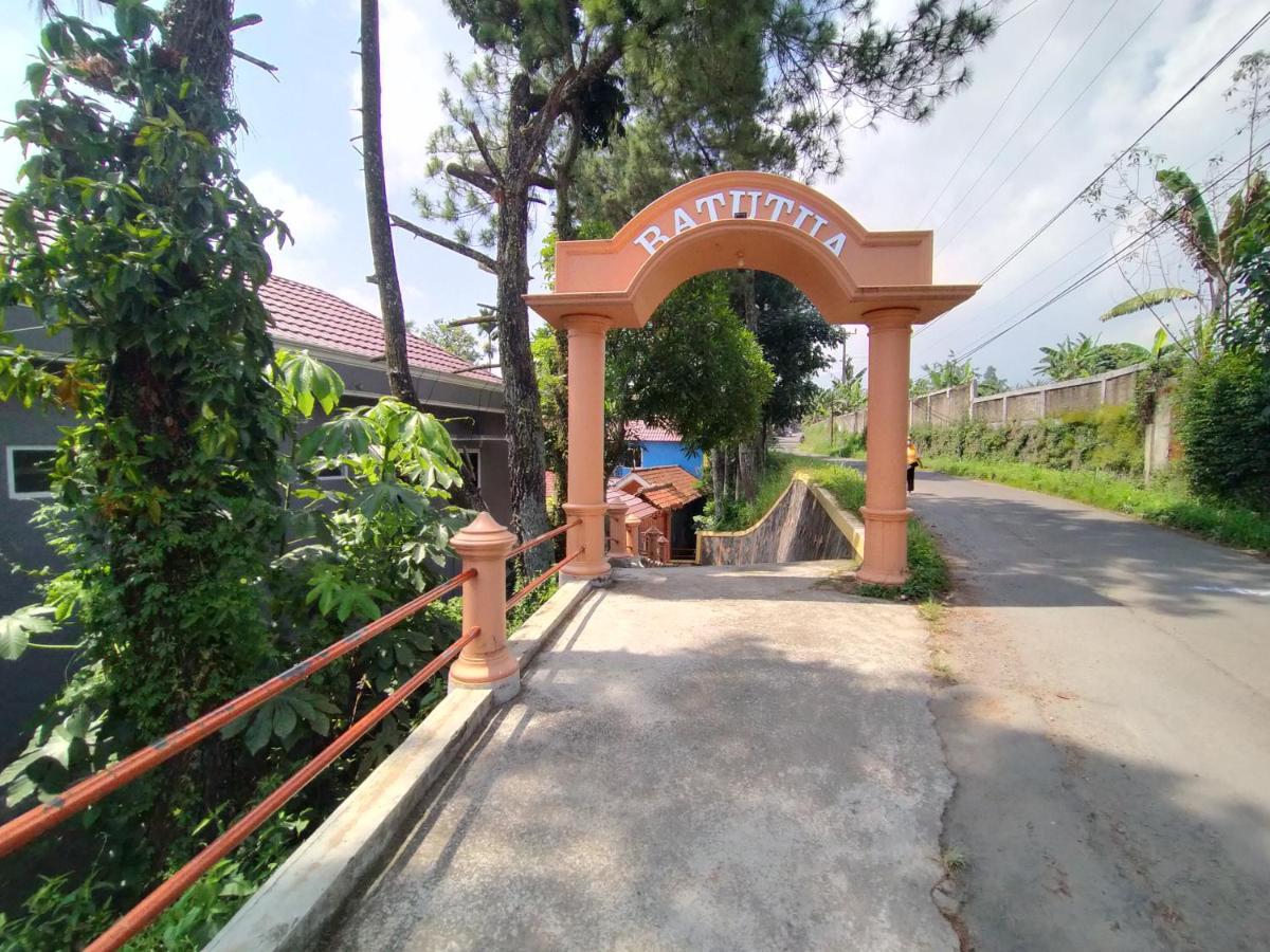 Villa Batu Tua Puncak Mitra Reddoorz Bogor Dış mekan fotoğraf