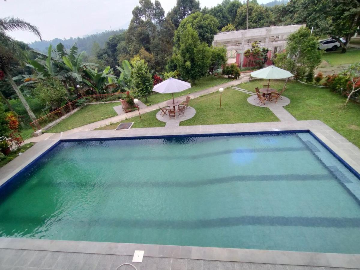 Villa Batu Tua Puncak Mitra Reddoorz Bogor Dış mekan fotoğraf